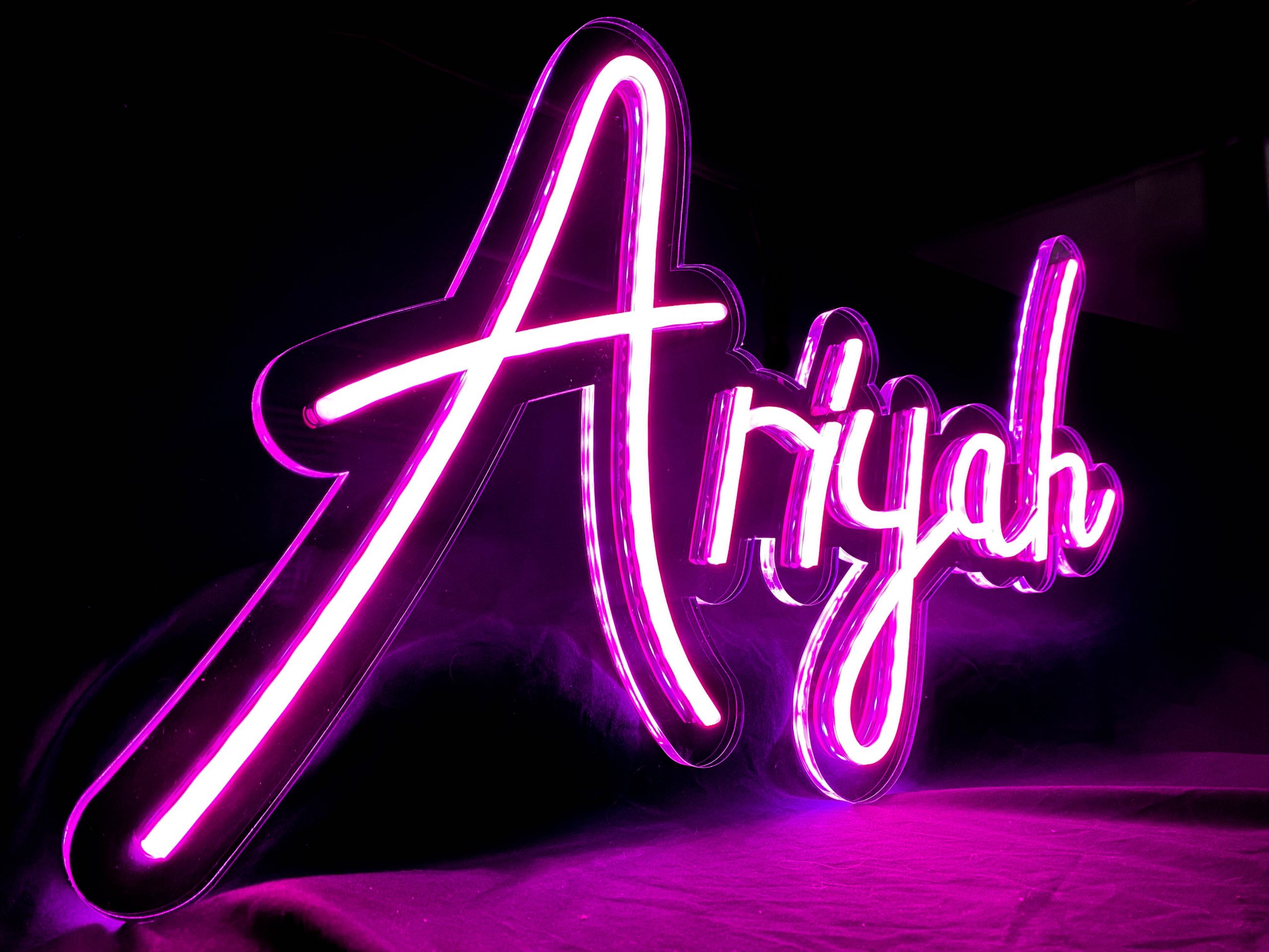 neon led ariyah